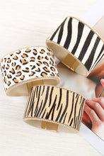 Load image into Gallery viewer, Leopard Print Bangles
