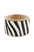 Load image into Gallery viewer, Leopard Print Bangles
