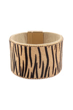 Load image into Gallery viewer, Leopard Print Bangles
