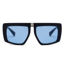 Load image into Gallery viewer, Bold Retro Women&#39;s Vintage Oversized Sunglasses
